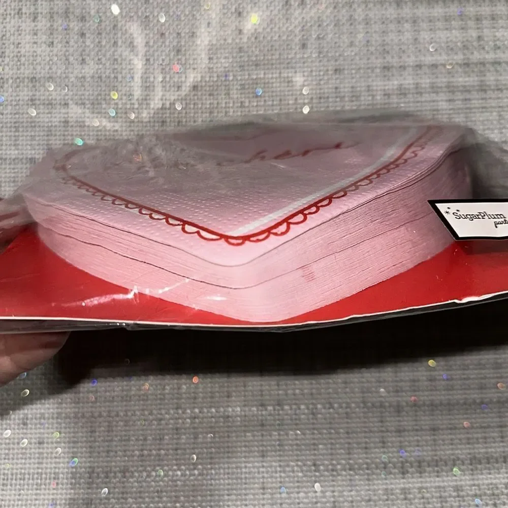 Pink Red White Mon Cheri Valentines Heart Shaped Paper Napkins Pack of 40 3-ply